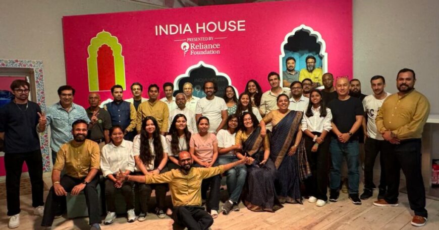 Le Frehindi volunteers at India House