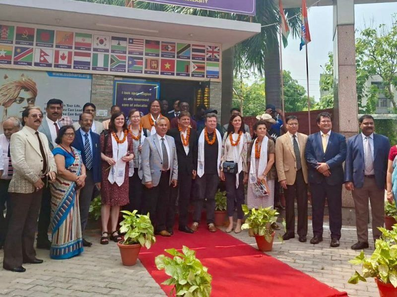 Foreign Language and International Lounges